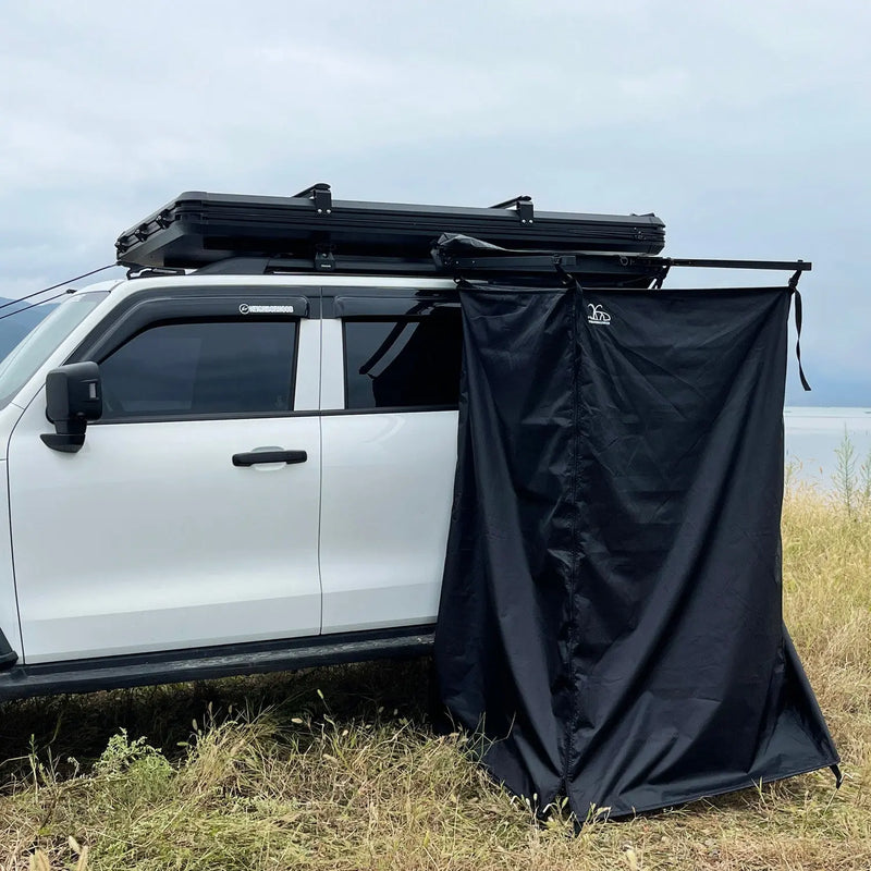 تحميل الصورة إلى عارض المعرض، An image of a   YOUNGHUNTER Camping Toilet Bath Changing Room Privacy 4x4 Shower Awning Side Mounted Car Shower Tent
