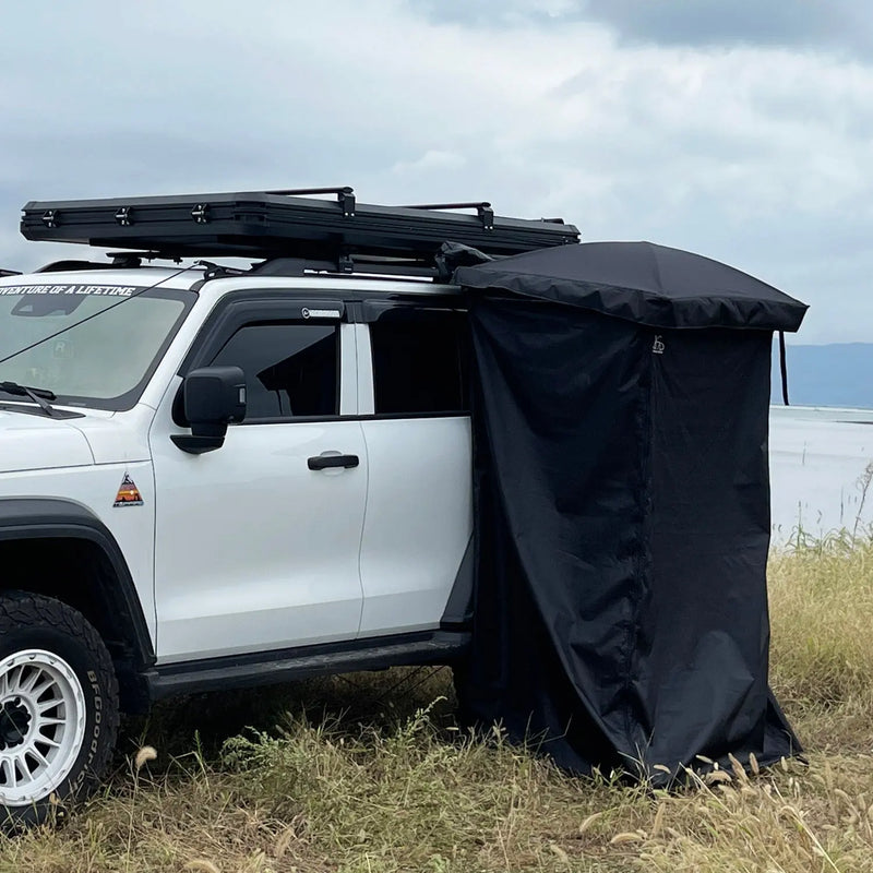 تحميل الصورة إلى عارض المعرض، An image of a   YOUNGHUNTER Camping Toilet Bath Changing Room Privacy 4x4 Shower Awning Side Mounted Car Shower Tent