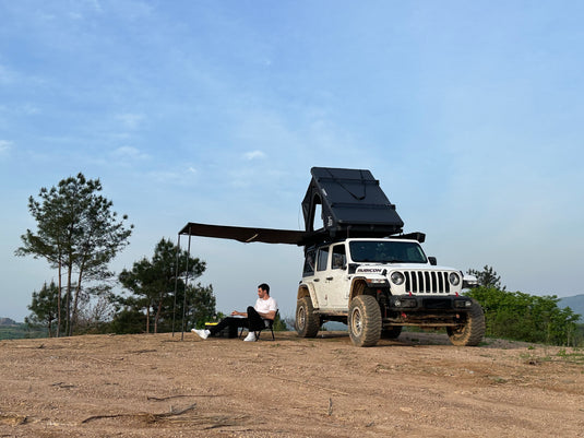 All-season roof top tent