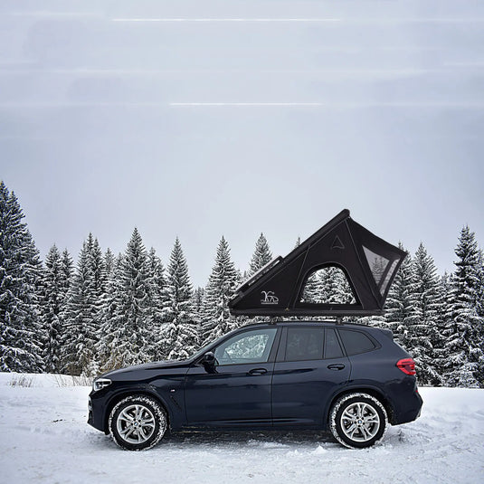 younghunter-roof-top-tent-christmas-greetings