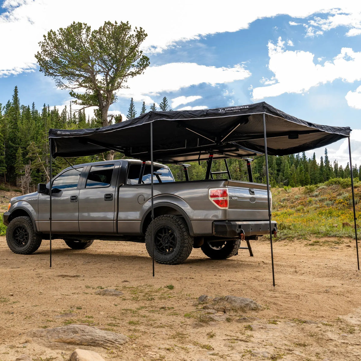 Large Foxwing SUV Roof Tent for Ultimate Glamping Experience – Younghunter